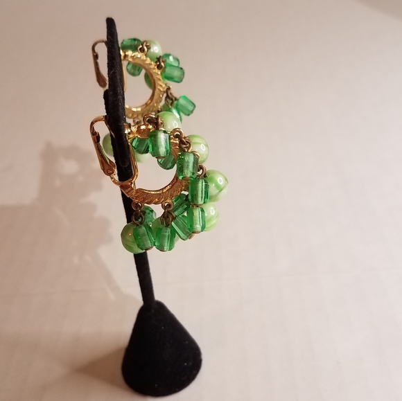 Clip on earring  j285 - Picture 2 of 5